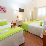 فندق Romerito مالقة